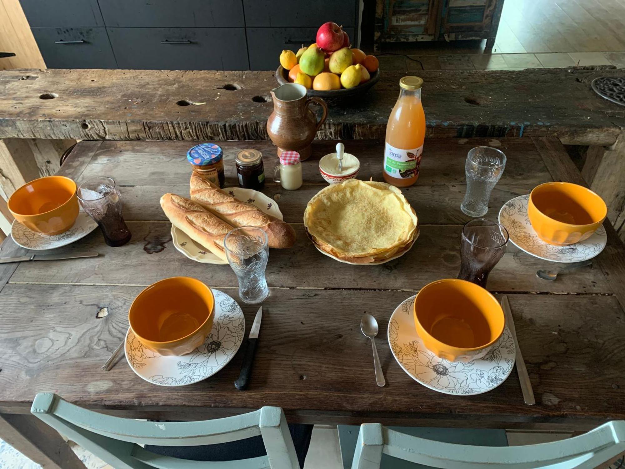 Au Joyeux Lureau Bed & Breakfast Touquin Eksteriør bilde