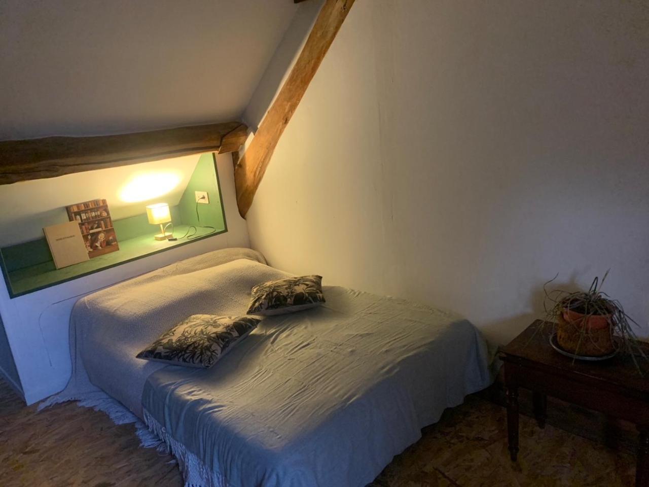 Au Joyeux Lureau Bed & Breakfast Touquin Eksteriør bilde